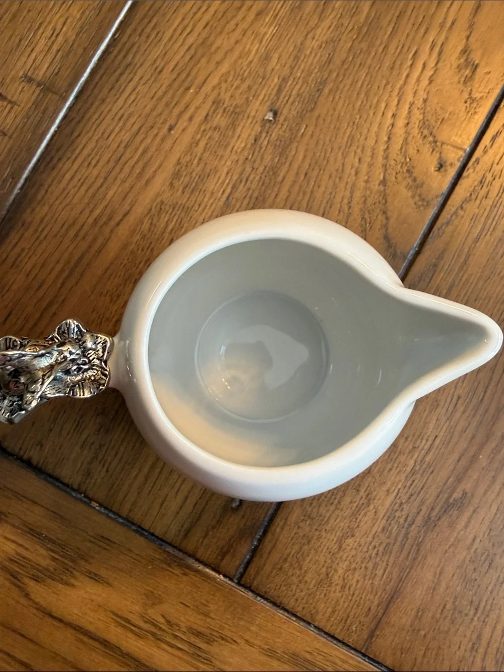 Pillivuyt France and Arte Italica Giardino White Ceramic Creamer Pewter Bee